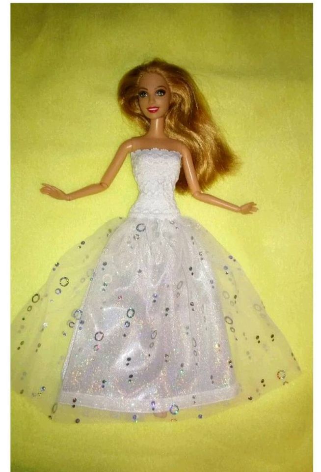 Barbie Puppen Glitzer Kleid Weiß Silber Prinzessin Braut Hochzeit in Perleberg