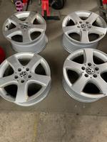 VW Tiguan Touran Golf  Alufelge 16“ 5x112 LK Nordrhein-Westfalen - Krefeld Vorschau