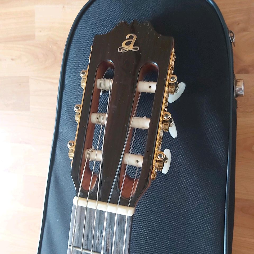 Admira a10 Gitarre in Düsseldorf