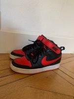 Nike Court Borough mid unisex Sneaker rot schwarz. Größe: 38 Stuttgart - Stuttgart-Süd Vorschau