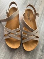 Esprit Sandalen beige neuwertig Gr. 39 Nordrhein-Westfalen - Krefeld Vorschau