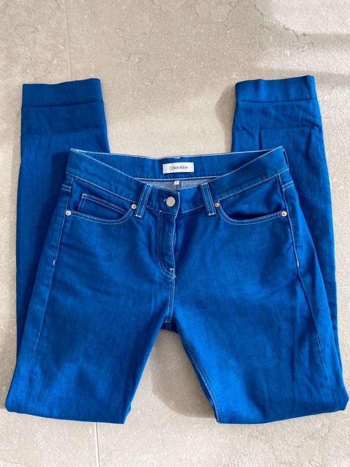 Calvin Klein Jeans Gr. 34 in Freising