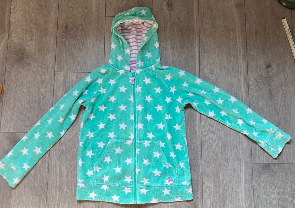 Mini Boden Jacke Kapuzenjacke Frotteejacke Sterne grün 11-12 in Duisburg