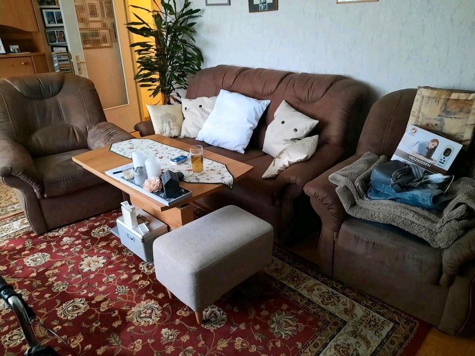 Couch und Sesselset in brauner Lederoptik in Völklingen