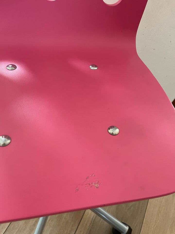 Ikea Kinderbürostuhl rosa in Braunschweig