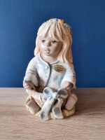 Alice Figur blond / sitzend mit Korb 14 cm Höhe Hessen - Großenlüder Vorschau