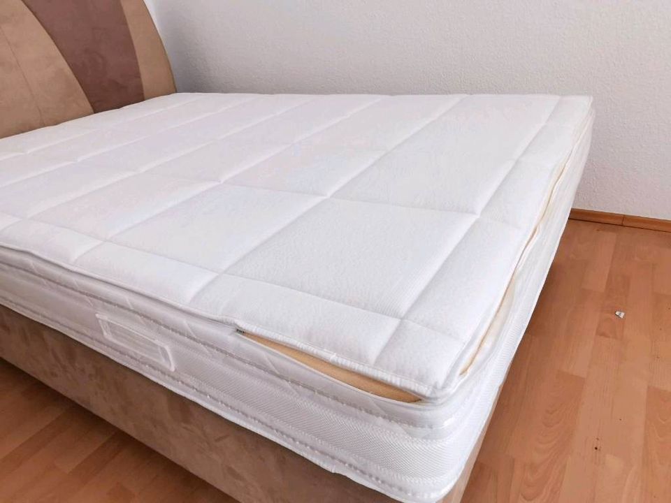 Boxspringbett, 140cm  x 200 cm NEU mit Matratze, hochwertig in Hannover