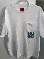 HUGO T-Shirt weiß – Größe L – Logo auf Brusttasche Berlin - Wilmersdorf Vorschau