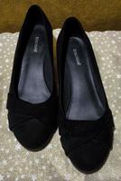 schwarze Keilabsatz Damenschuhe Gr. 39 Nordrhein-Westfalen - Solingen Vorschau