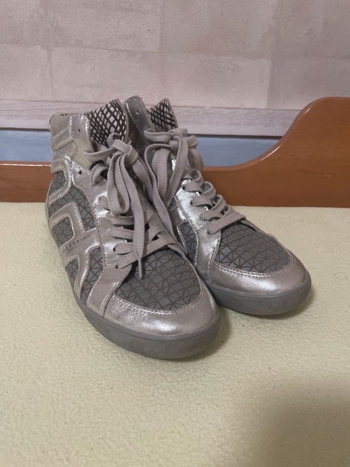 Liebeskind Damenschuhe Gr. 40 in Erzhausen