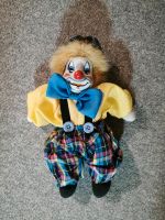 Alte Clown-Puppe mit Porzellankopf und Stoffkörper Bayern - Germaringen Vorschau