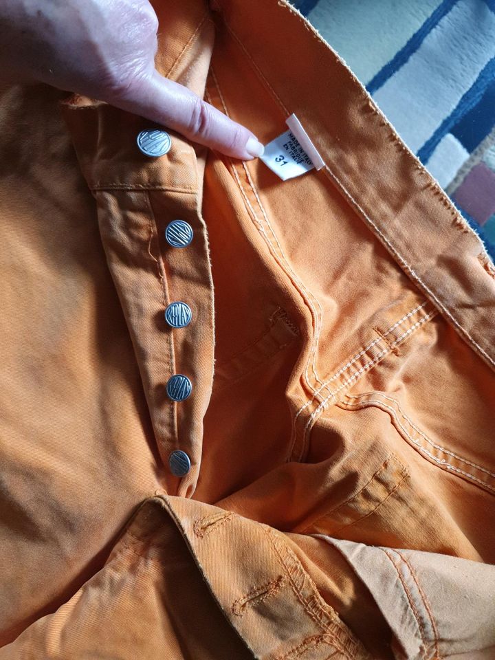 Replay Jeans Retro Orange 31 Regular in Heiligenhaus