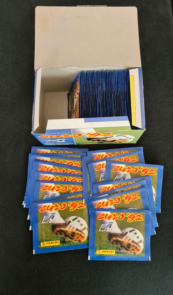 Panini  Euro 1992 - Display  Box  mit  100 Tüten in Mönchengladbach