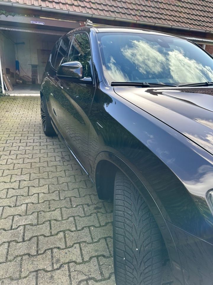 BMW X3 sDrive1.8  xLine AT xLine in Hamburg