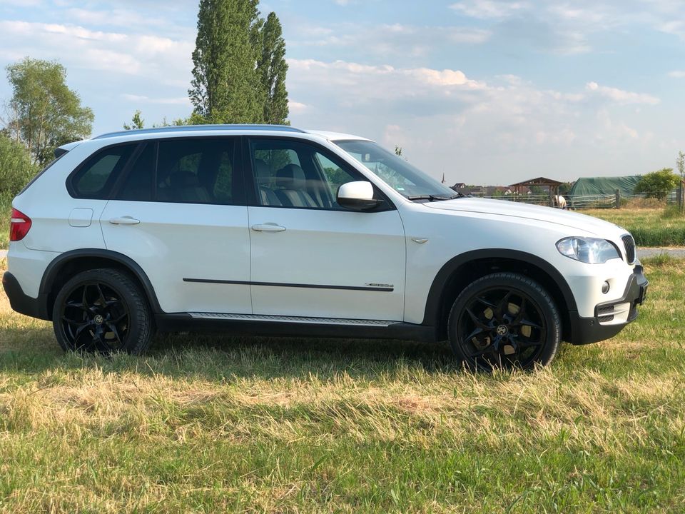 BMW X5 E70 Sport Facelift mit 21 zoll in Rodgau