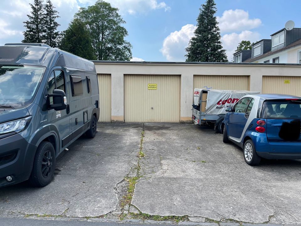 Garage mit Stellplatz Köln Porz Urbach zu vermieten in Köln