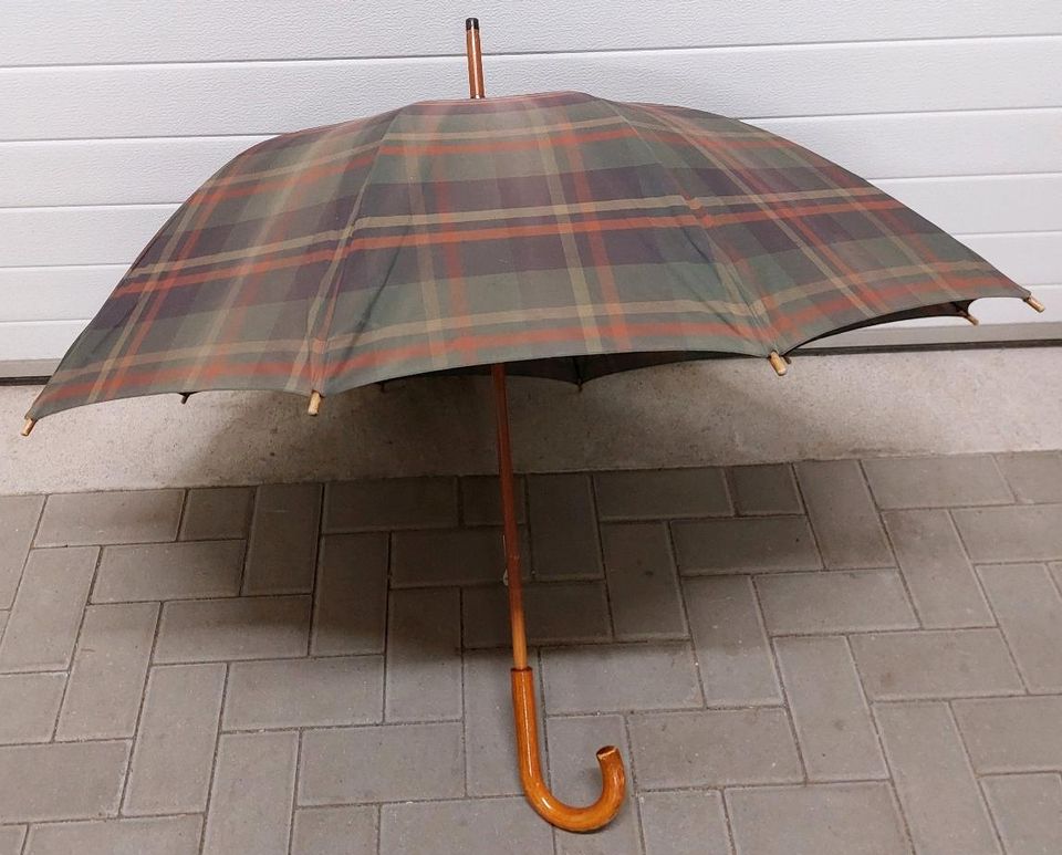 Regenschirm... in Kolitzheim