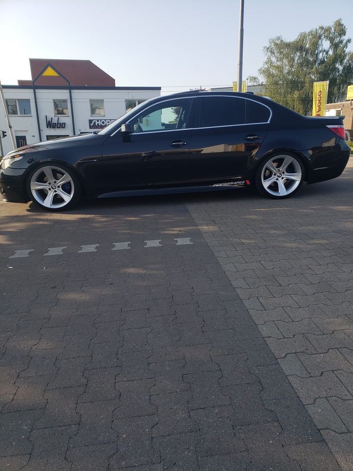 BMW E 60   9800 €. 340 PS Tel 004915758648030l in Hannover