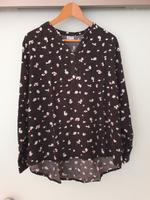 schwarze Bluse mit Blümchen, Gr. 46 von Janina KIK Nordrhein-Westfalen - Wadersloh Vorschau