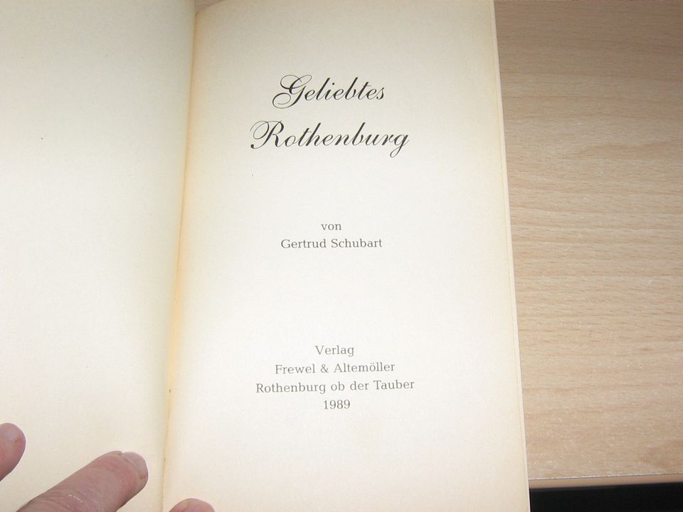 Buch: "Geliebtes Rothenburg" von Gertrud Schubart, 1989 in Stein