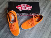 Orig.Vans Sneaker Gr.41 neu OVP neonorange Turnschuhe Schuhe neon Berlin - Marzahn Vorschau