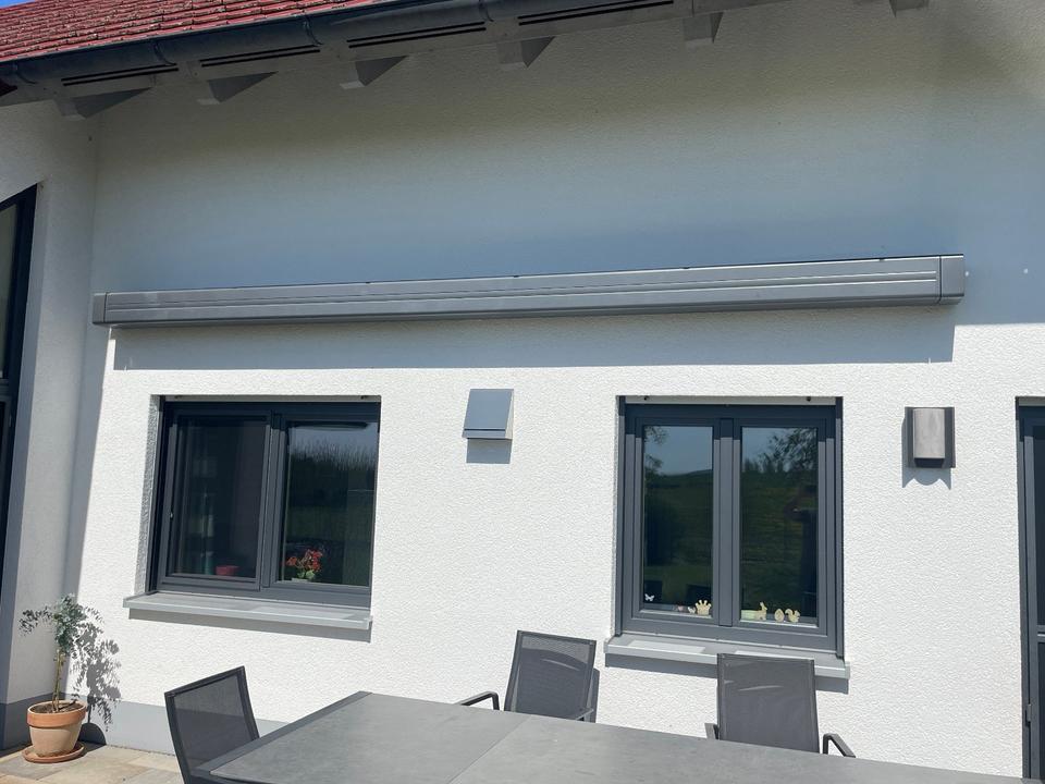 Kassetten-Markise mit Kettenarm der Marke Erhardt Q inkl. Motor in Pleinfeld