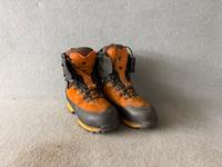 Meindl Airstream Rock Größe 42 Schnittschutzstiefel Forst Outdoor Sachsen - Rodewisch Vorschau