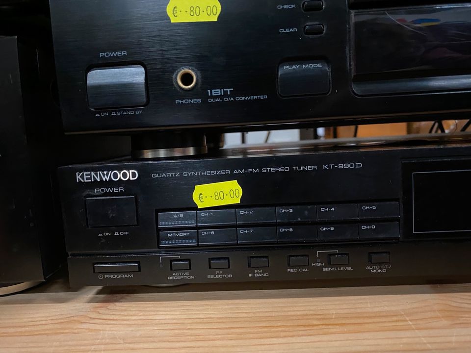 Kenwood Synthesizer KT-9090D Radio Tuner in Essen