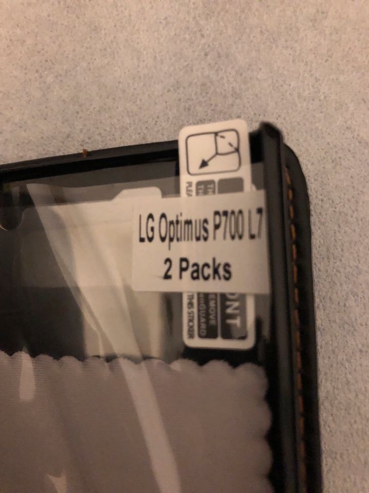 LG Optimus L7 / P700 Handyhülle Telefonhülle Case Tasche NEU in Frankfurt am Main