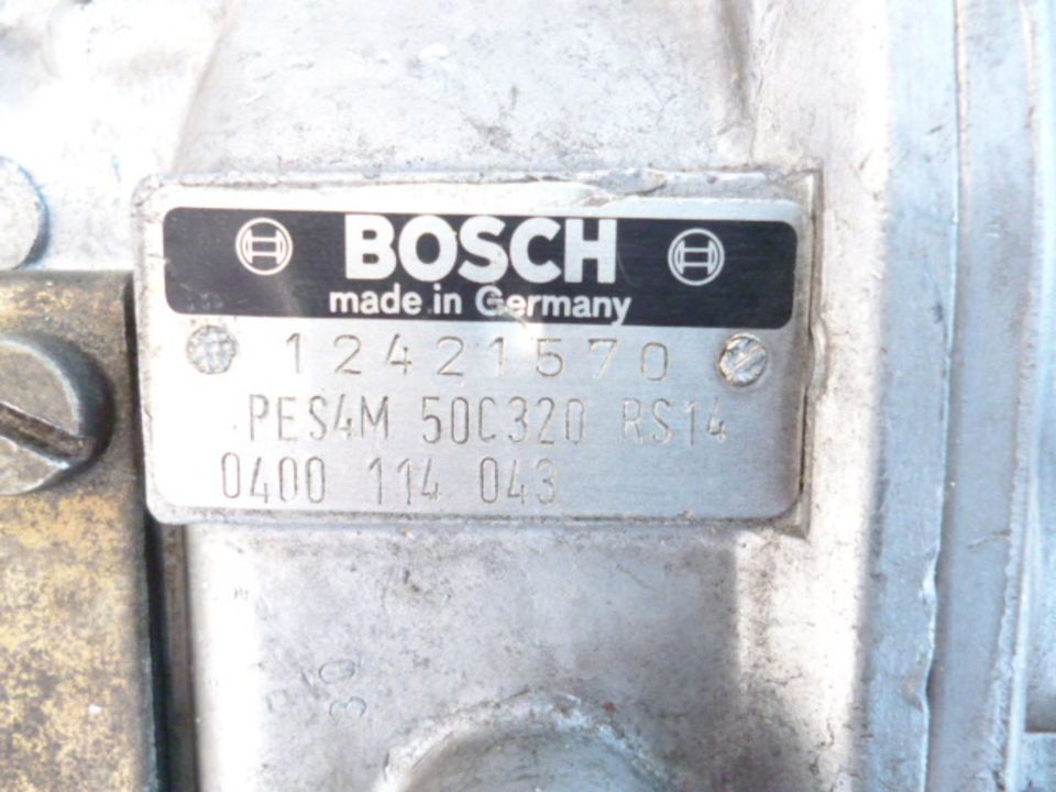 Bosch Reiheneinspritzpumpe MercedesBenz 2,0l  Diesel /8, W115 123 in Essen