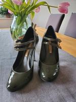Buffalo London Riemchenpumps grau Lackleder Gr 39 Rheinland-Pfalz - Bassenheim Vorschau