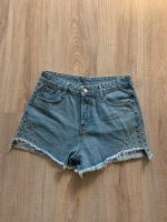 NEU Jeans Shorts kurze Hose Nieten Jeansshorts high waist 38 M Hamburg Barmbek - Hamburg Barmbek-Süd  Vorschau