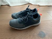 Reebok Sneakers Turnschuhe Joggingschuhe Gr. 41 Hessen - Großenlüder Vorschau