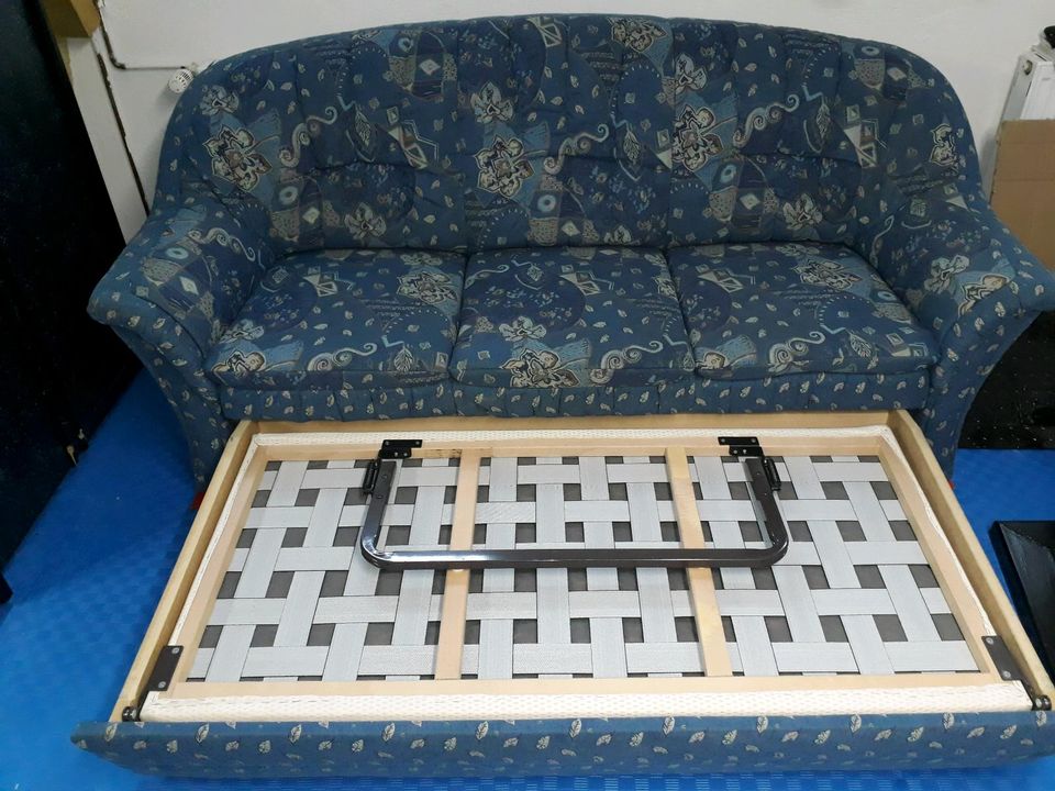Schlafsofa Schlafcouch ausziehbares Sofa 3 Sitzer Couch Sofa in Berlin