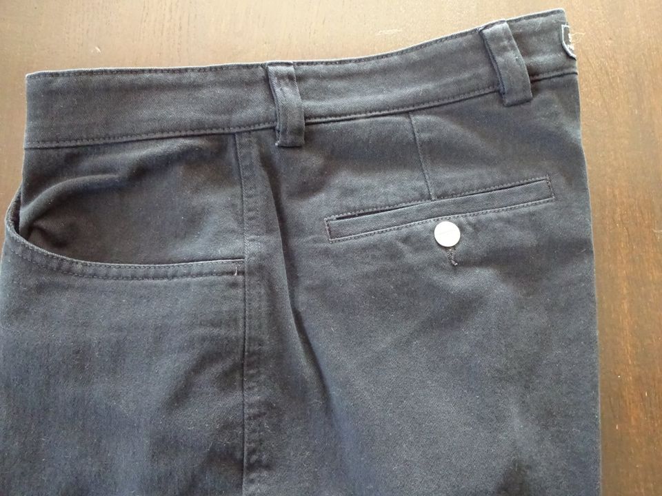 Gardeur sport Jeanshose dunkelblau Größe 52 98 % Baumwolle NEU in Uersfeld