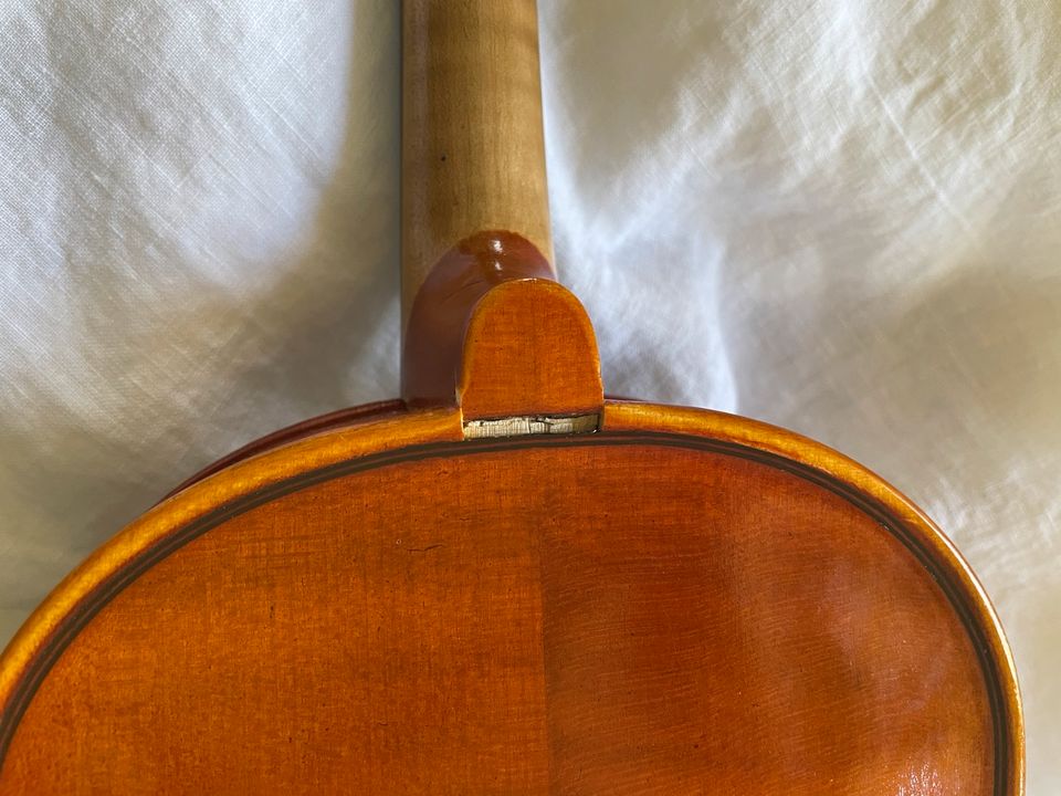 4/4  Violine, Geige, reparaturbefürftig oder Deko in Kutenholz