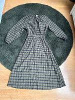 Kleid langarm Maxikleid grün schwarz kariert Rückenausschnitt H&M Baden-Württemberg - Wüstenrot Vorschau
