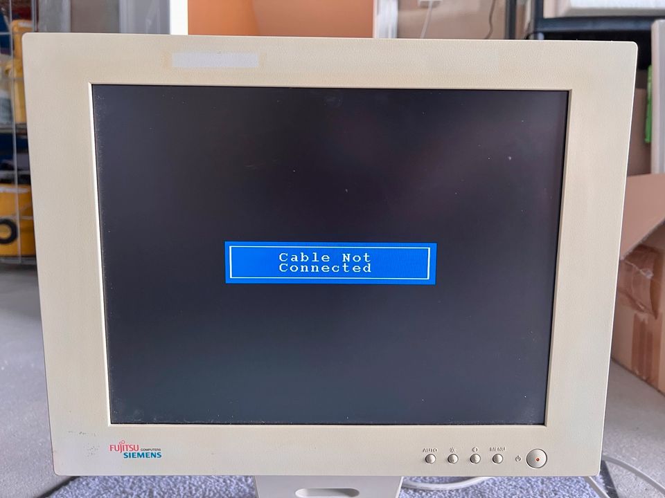 Fujitsu Siemens 15" LCD TFT Monitor in Blomberg