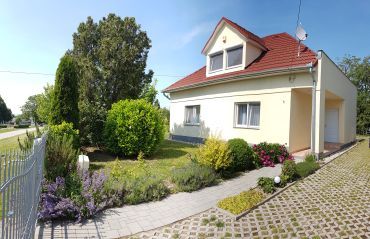 Ferienhaus in Ungarn am Plattensee-Südseite zu verkaufen in Stuttgart