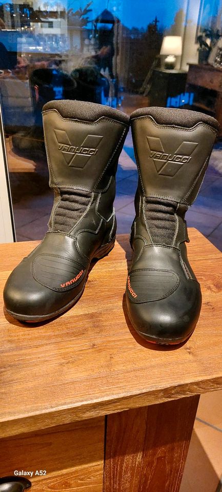 Motorradstiefel * Vanucci* Goretex in Wuppertal