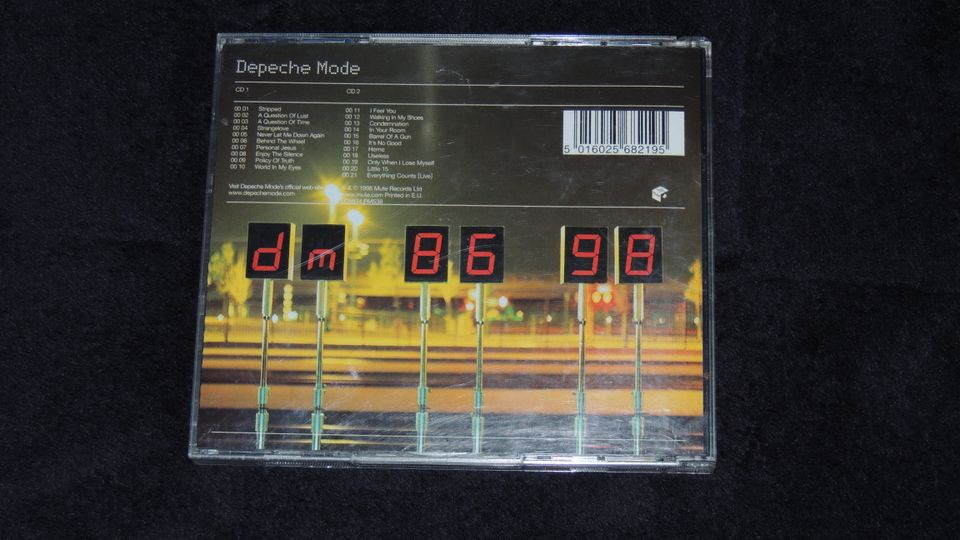 DEPECHE MODE " The Singles 86 98 " 2CD in Hamburg