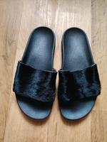 Adidas Adilette Leder  pony Optik Bayern - Erlangen Vorschau