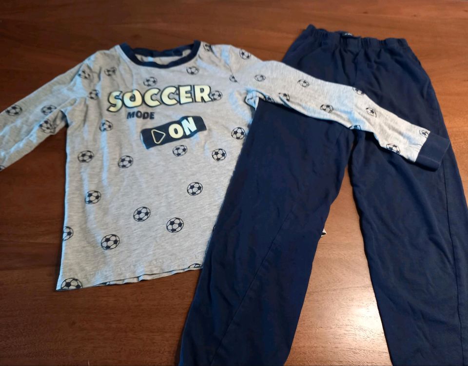 Pyjama Jungen 3-Set Harry Potter-Minecraft-Fußball Gr.134-140 Top in Ludwigshafen