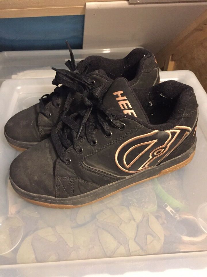 Heelys Gr.36,5 Rollenschuhe Sneakers in Lahnstein