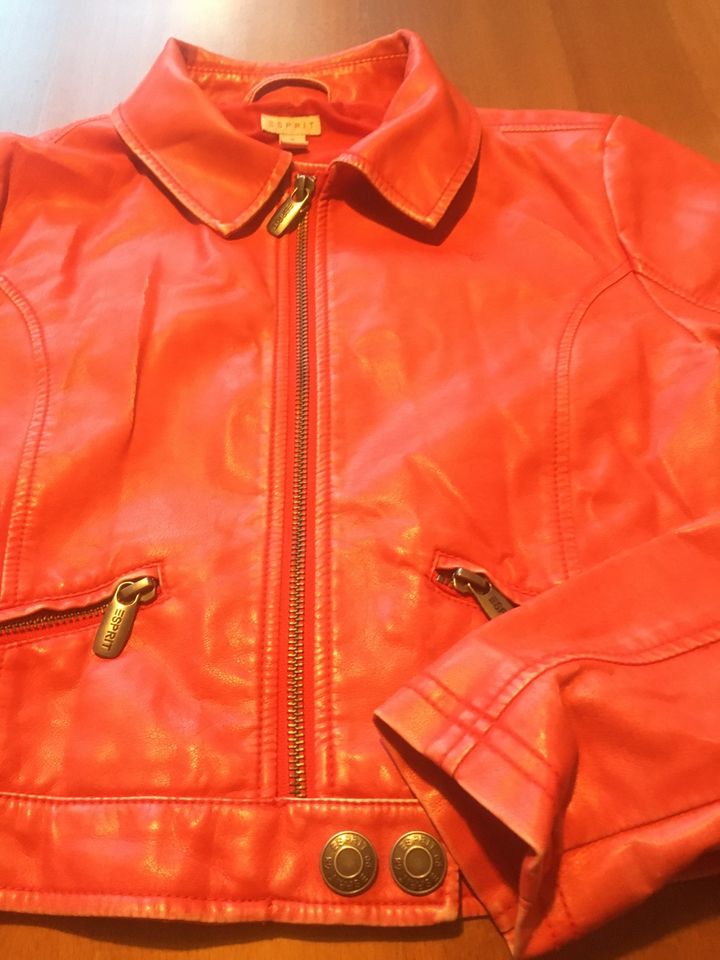 Esprit Leder Imitat Jacke in rot, Kurzform, Größe 152/158 in Friesoythe