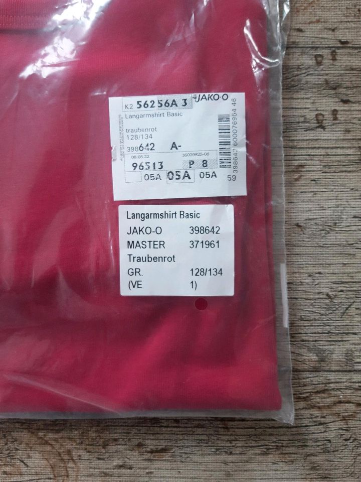 Neu Jako-o Langarmshirt pink 128/134 in Weiden (Oberpfalz)