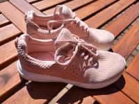 Hallenturnschuhe Schuhe Sneaker Gr. 35 leicht rosa Leipzig - Kleinzschocher Vorschau