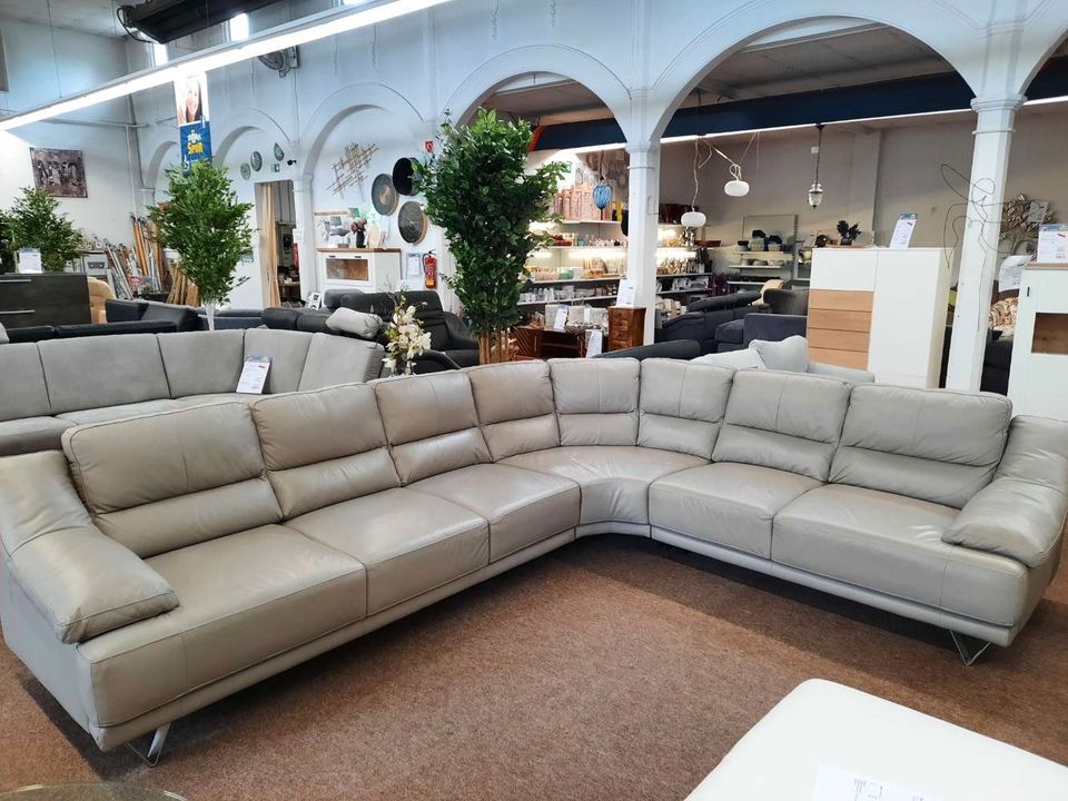 Sofa,Ecksofa, Wohnlandschaft Leder,statt 3799€ in Leipzig