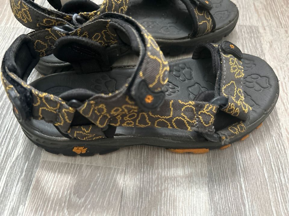 Jack Wolfskin Sandalen schwarz Größe 31 in Schnabelwaid