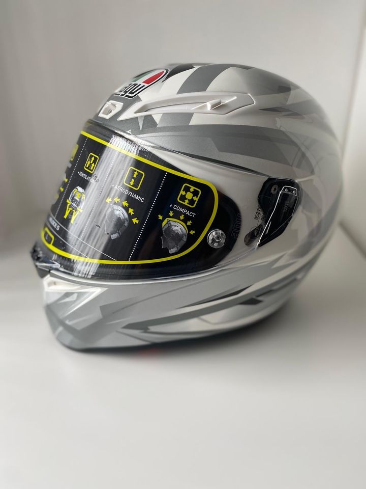 AGV Veloce S Helm NO GP R RR Arai Shoei in Bad Tölz